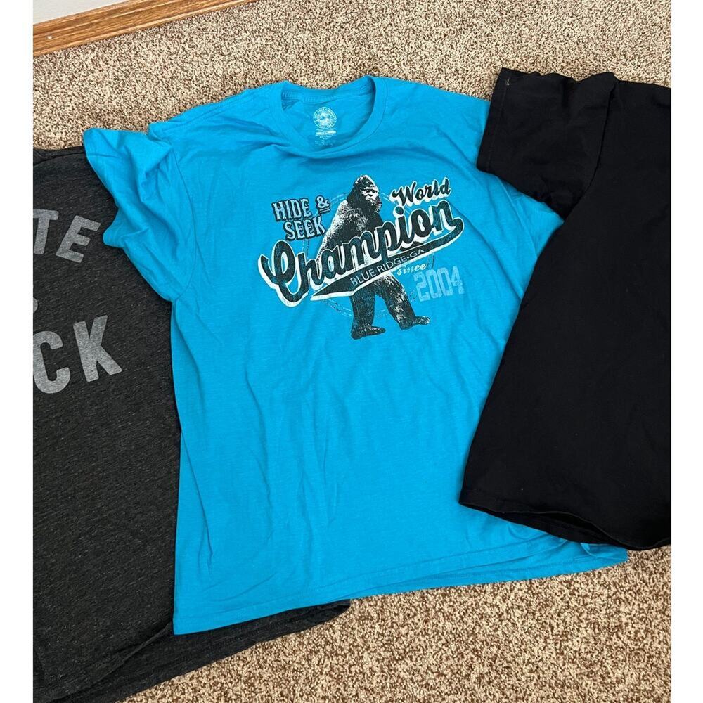 Bundle of 3 Assorted T-Shirts, Men's size XL